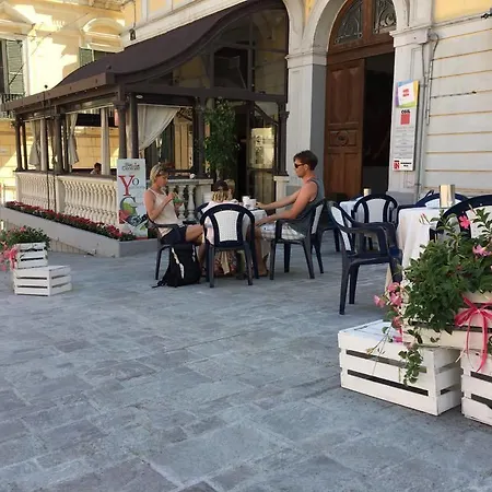 Piazza * Penne